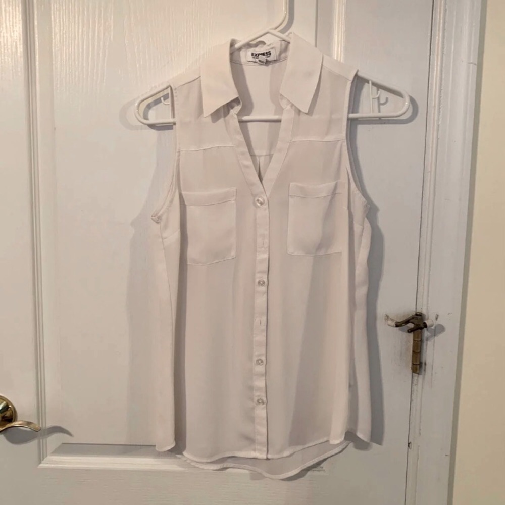 Women’s sleeveless blouse